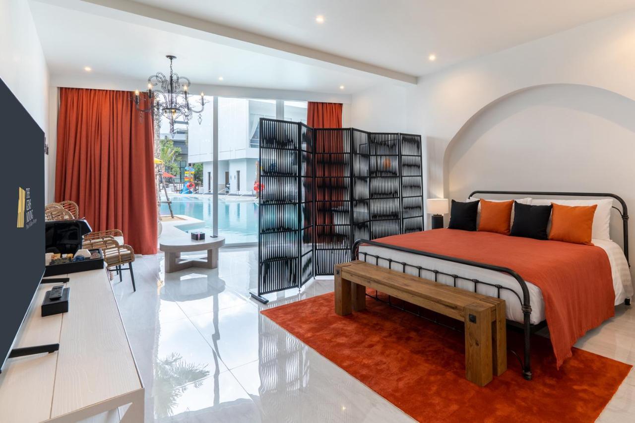 The Gems Mining Pool Pattaya Hotel